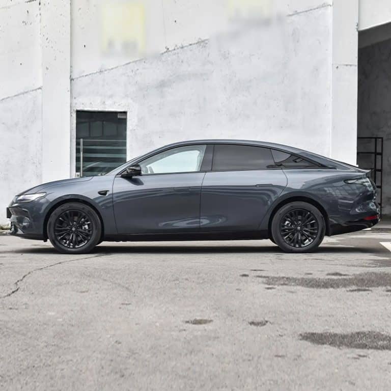 2024 Leapmotor C01 electric mid-to-large sedan side
