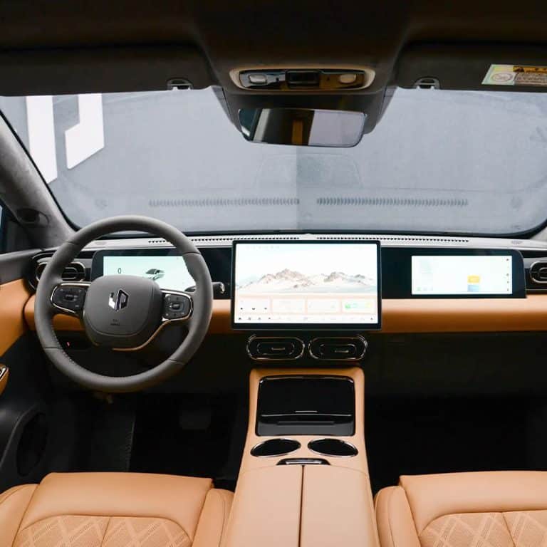 2024 Leapmotor C01 electric mid-to-large sedan interior dashboard