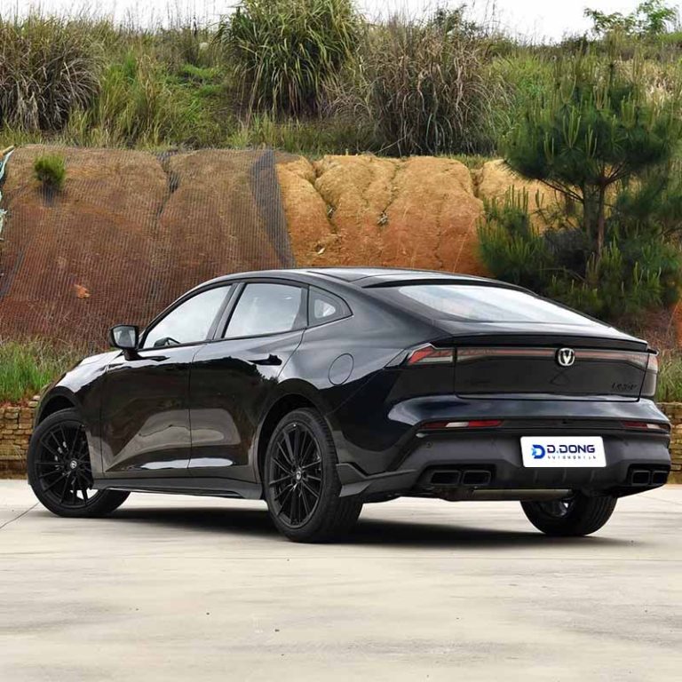 2025 Changan UNI-V gasoline hatchback left rear