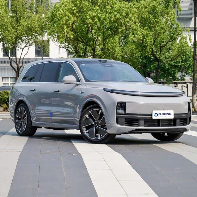 2025 Li L9 extended range SUV right front