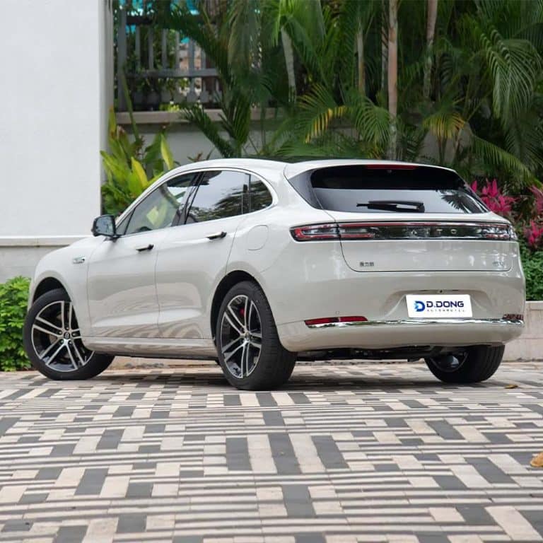 2025 AITO M5 extended range/electric SUV left rear