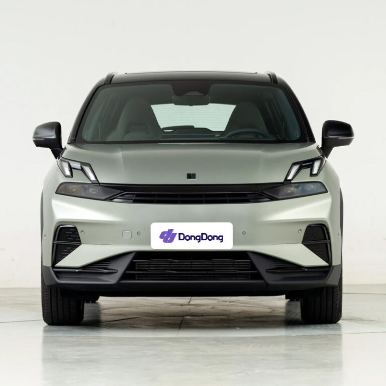 LYNK & CO 06 - front