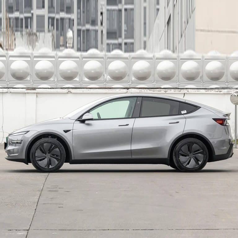 2025 Tesla model Y pure electric mid-size suv side