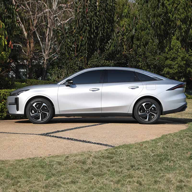 Geely Galaxy L6 | Can it take on the Qin Plus| DDong Automobile