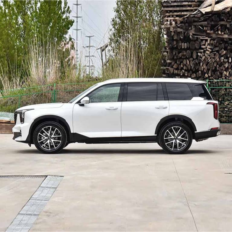 GAC Trumpchi GS8 side