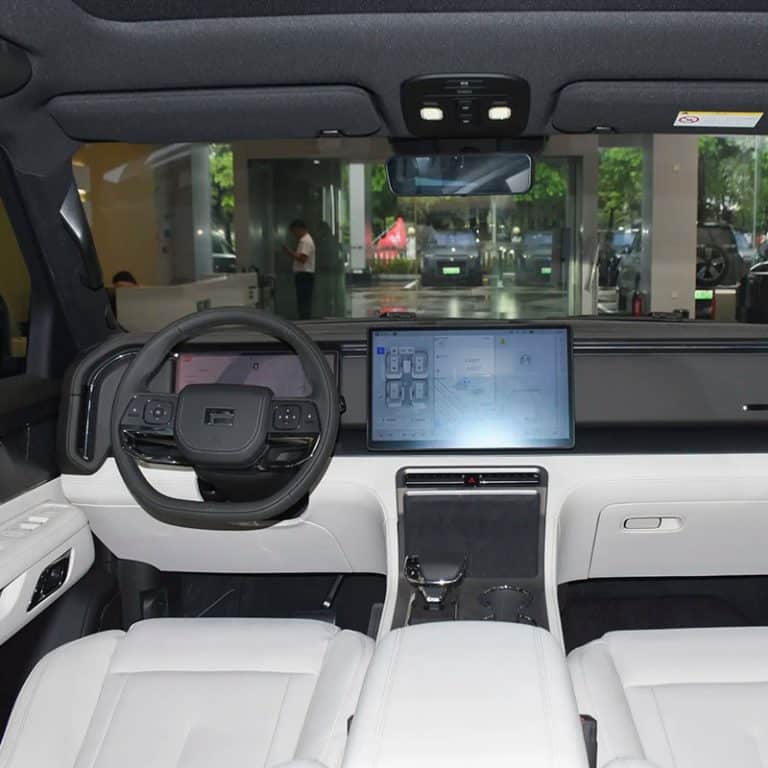2024 Rox 01 extended range mid-to-large SUV interior dashboard