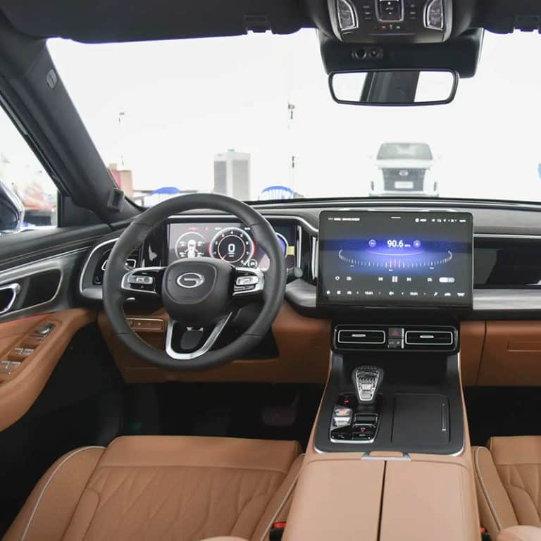 GAC Trumpchi GS8 interior