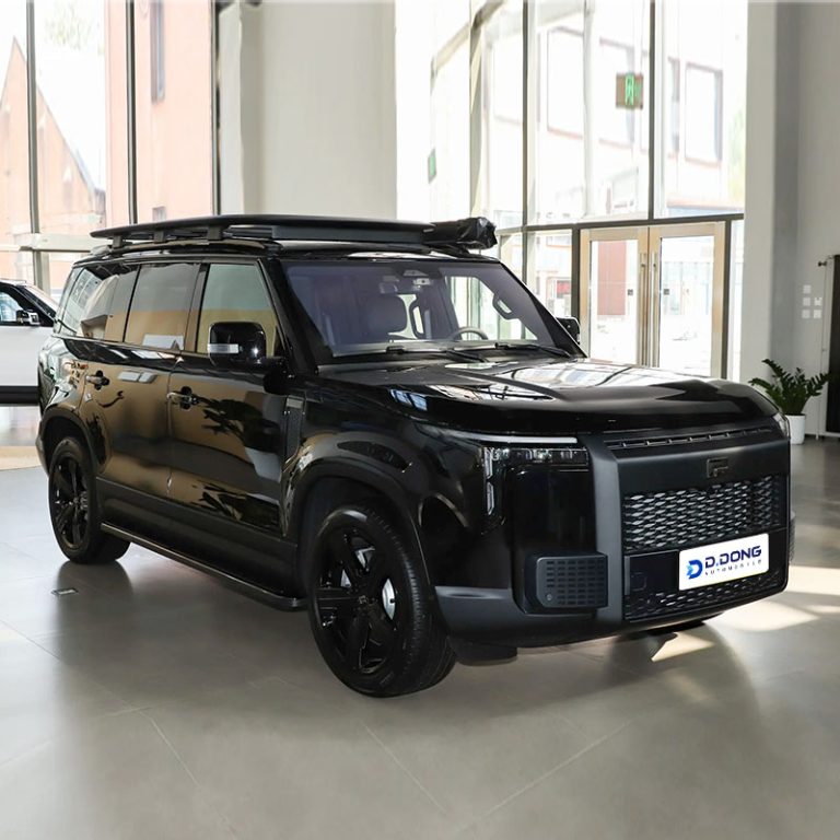 2024 Rox 01 extended range mid-to-large SUV right front