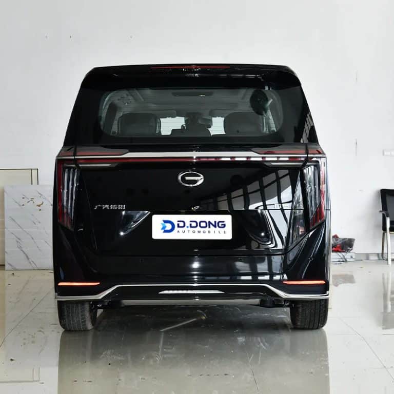 GAC Trumpchi M8 rear