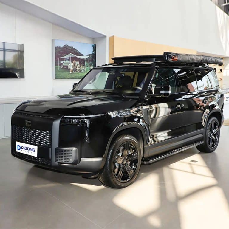 2024 Rox 01 extended range mid-to-large SUV left front