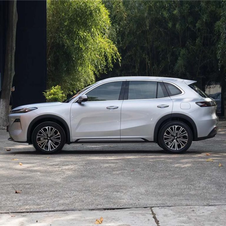 2025 Geely Galaxy Starship 7 EM-i plug-in hybrid SUV side