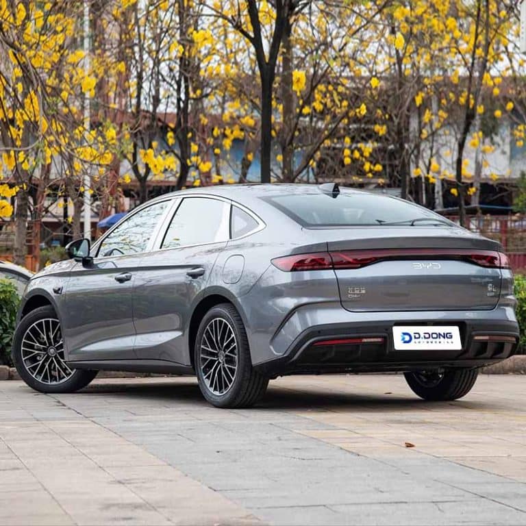 2025 BYD Qin L DM-i plug-in hybrid sedan left rear