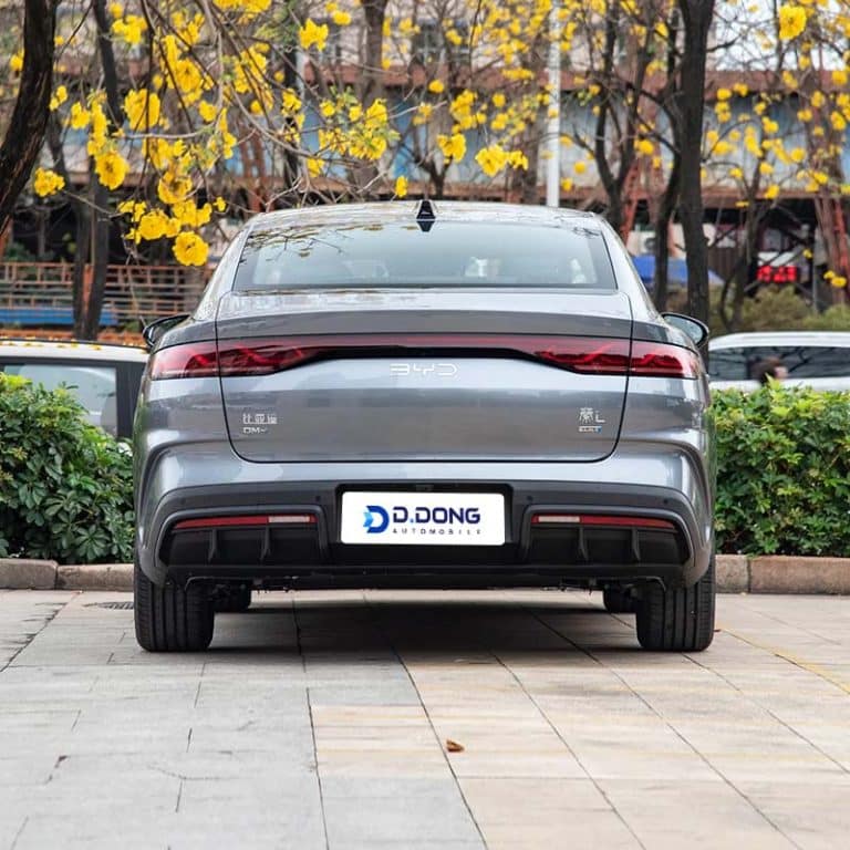 2025 BYD Qin L DM-i plug-in hybrid sedan rear