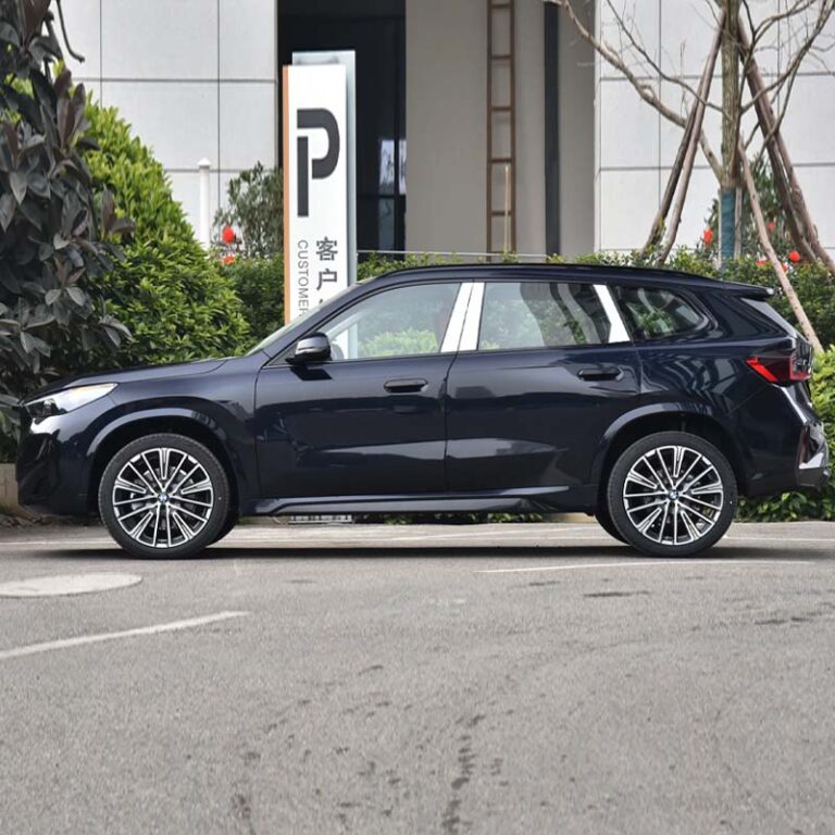 BMW-X1-Side