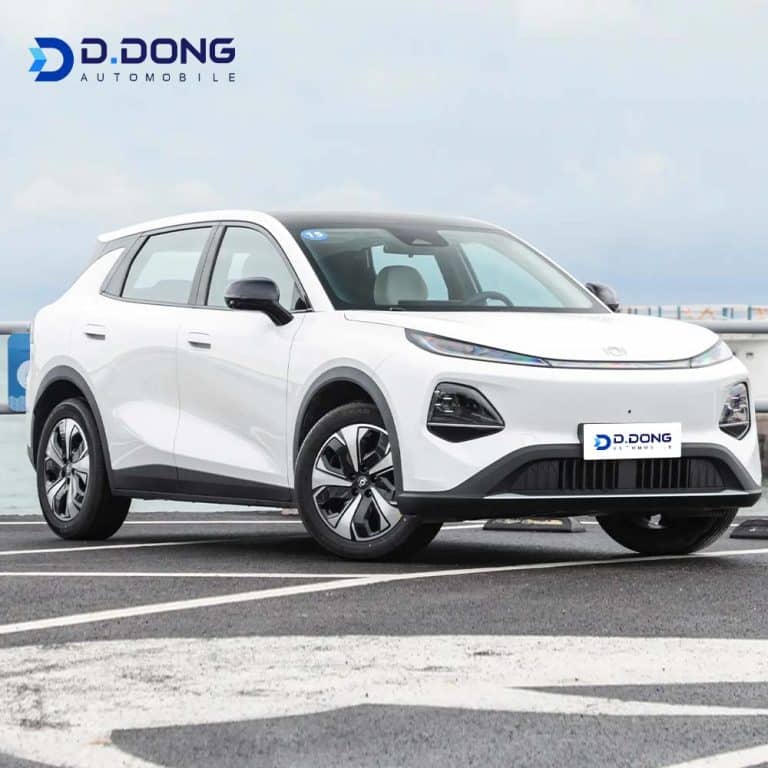 ChangAn-QiYuan-Q05-right-front