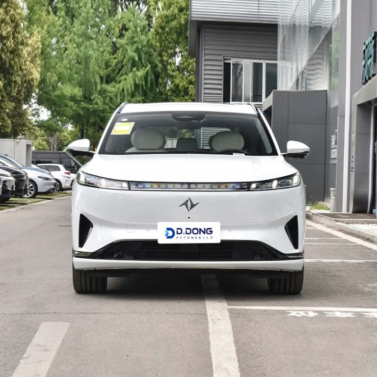 DongFeng-eπ008-Front