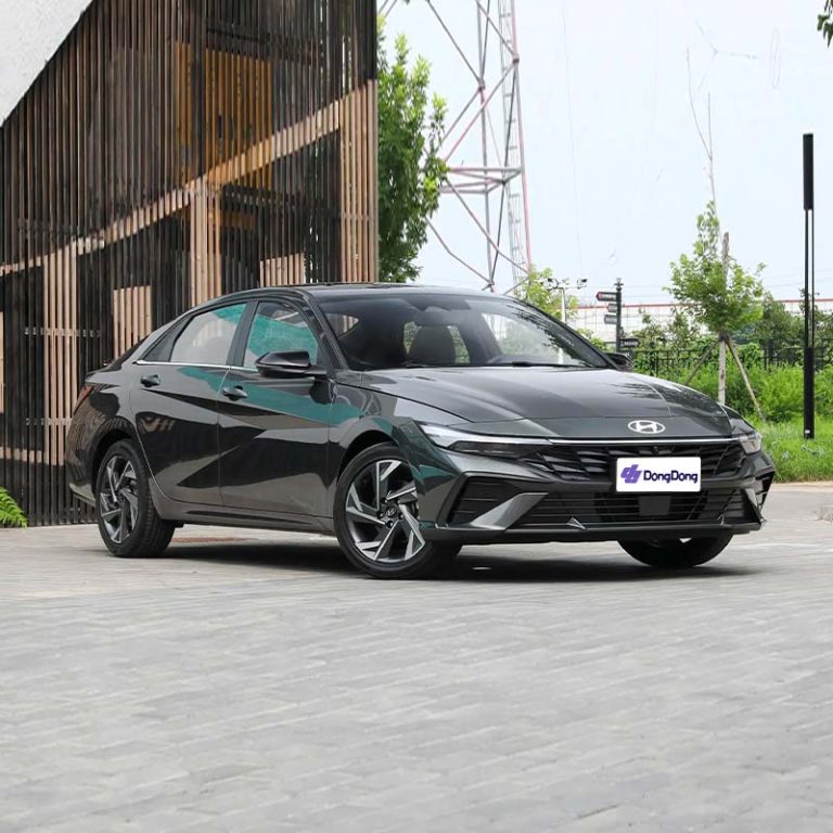 Hyundai Elantra right front