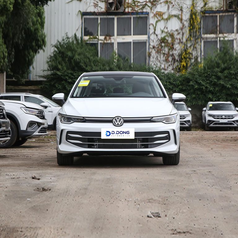 VW-Golf-Front