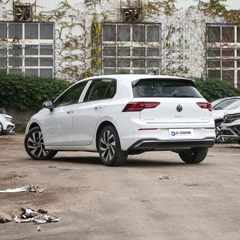 VW-Golf-Left-rear