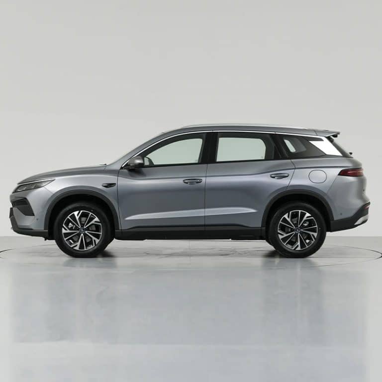 2026 BYD Song Pro DM-i Plug-in hybrid compact SUV side