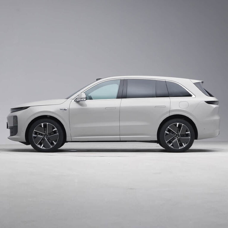 2025 Li L6 side