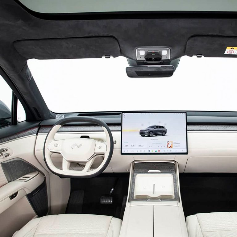 ONVO-L90-Interior