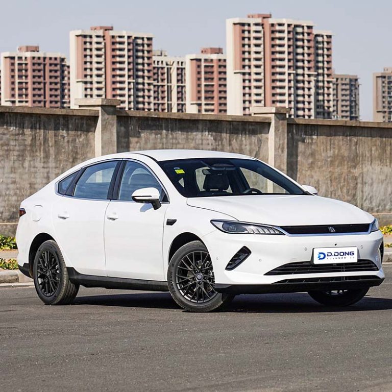 2025 BYD Qin Plus EV pure electric hatchback right front