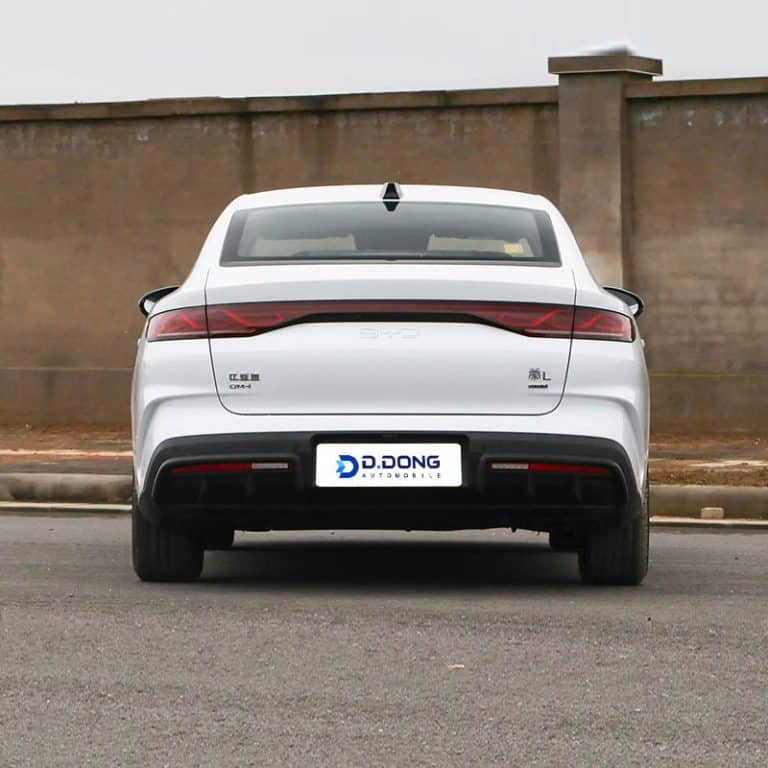 2026 BYD Qin L DM-i Plug-in hybrid mid-size sedan rear