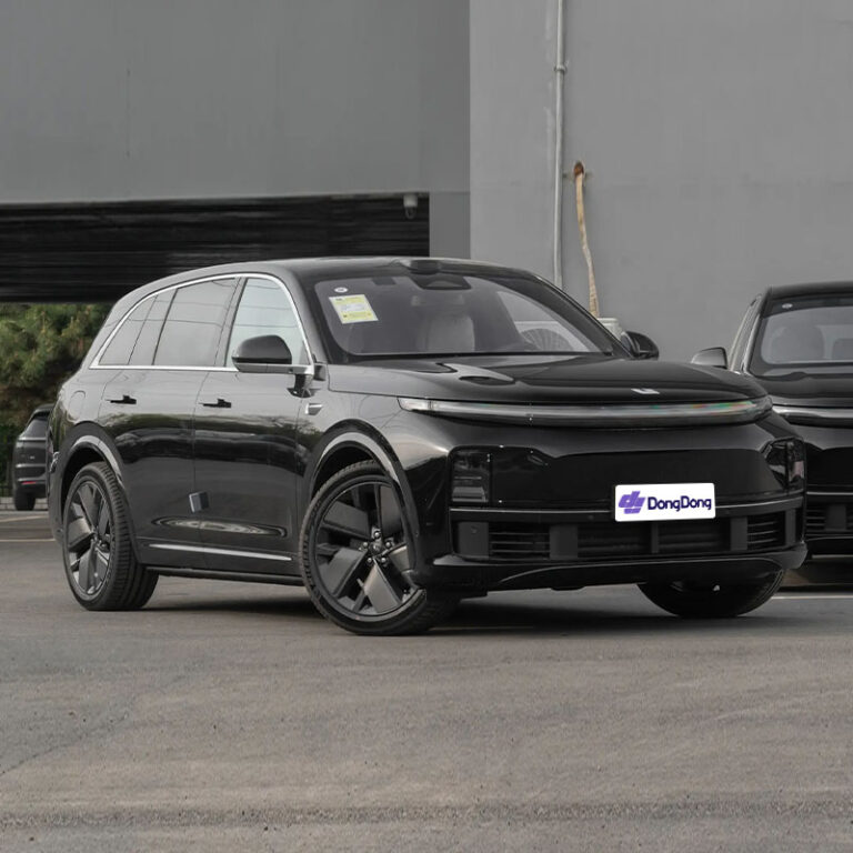 Li L7 extended-range SUV right front