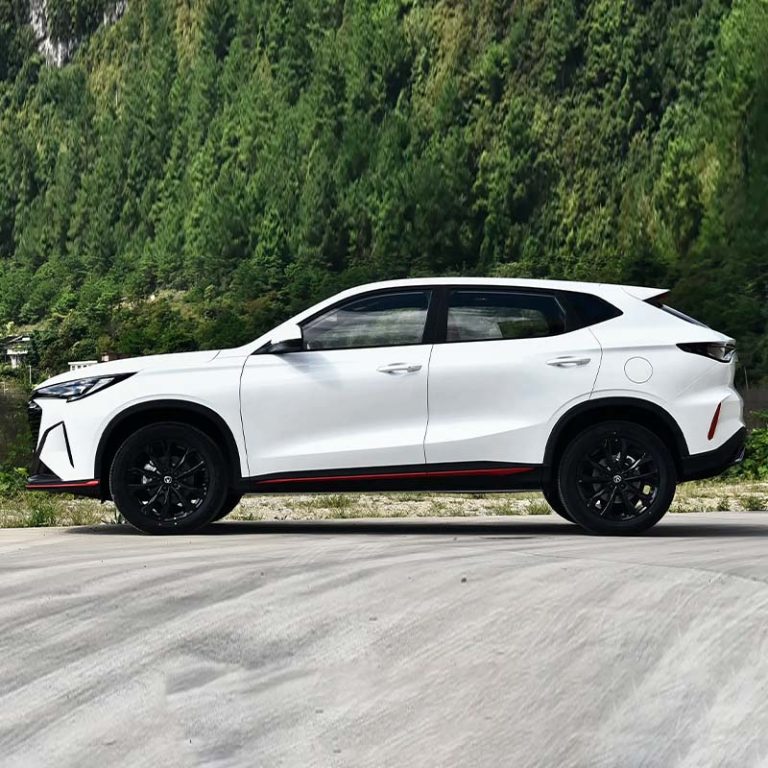 2026 Changan X5 Plus gasoline compact SUV side