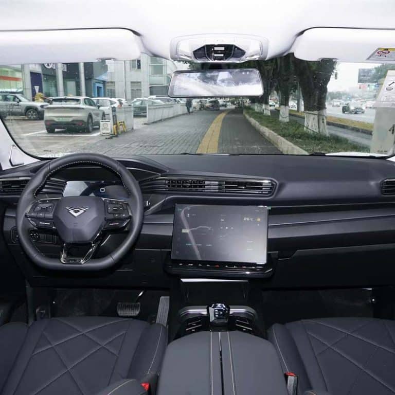 2025 Chery Kaiyi X7 Gasoline mid-size SUV interior dashboard