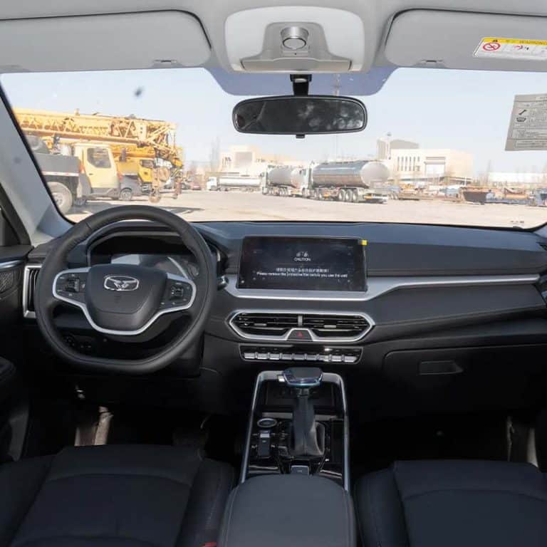 2025 Chery kaiyi X3 Pro gasoline small SUV interior dashboard
