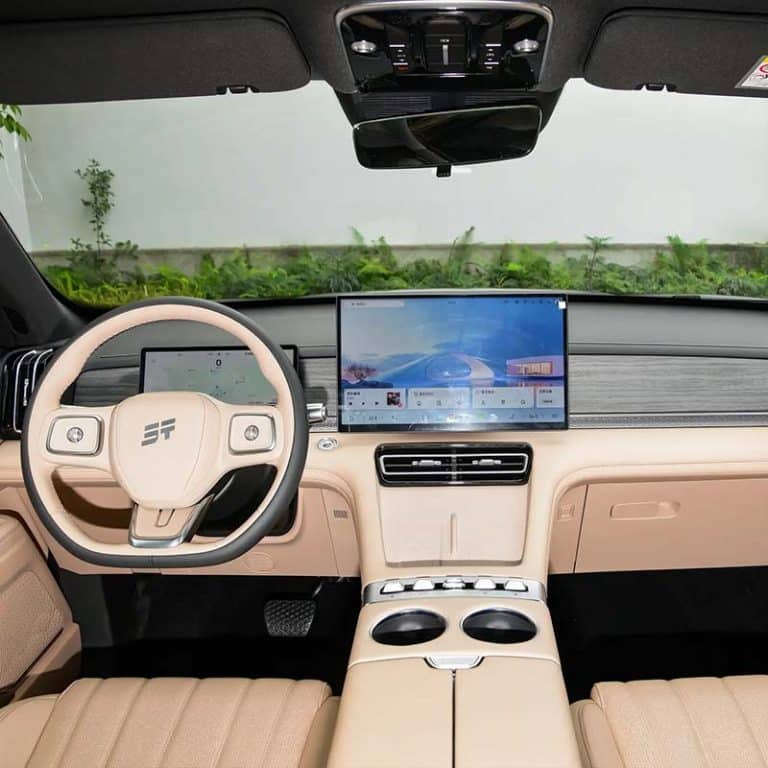 2026 Jetour X70L gasoline mid-size SUV interior dashboard