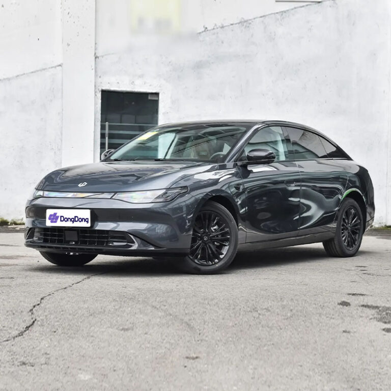 2024 Leapmotor C01 electric mid-to-large sedan left front