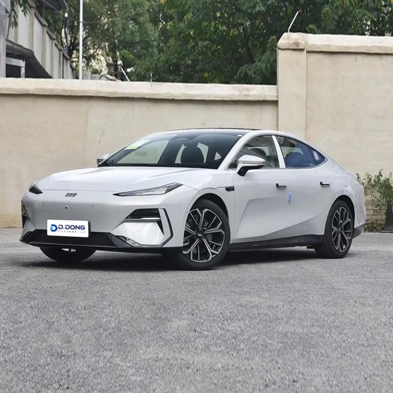 2025 Geely Galaxy E8 electric mid-to-large SUV left front