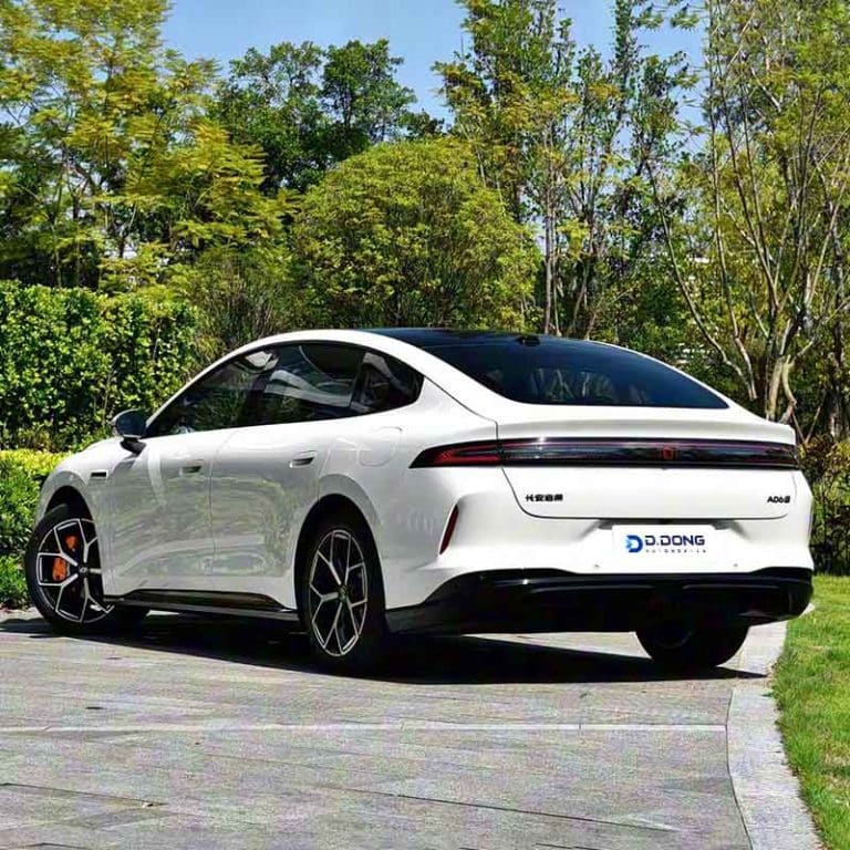 2026 Changan Qiyuan A06 electric mid-to-large hatchback left rear