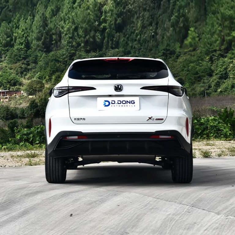 2026 Changan X5 Plus gasoline compact SUV rear