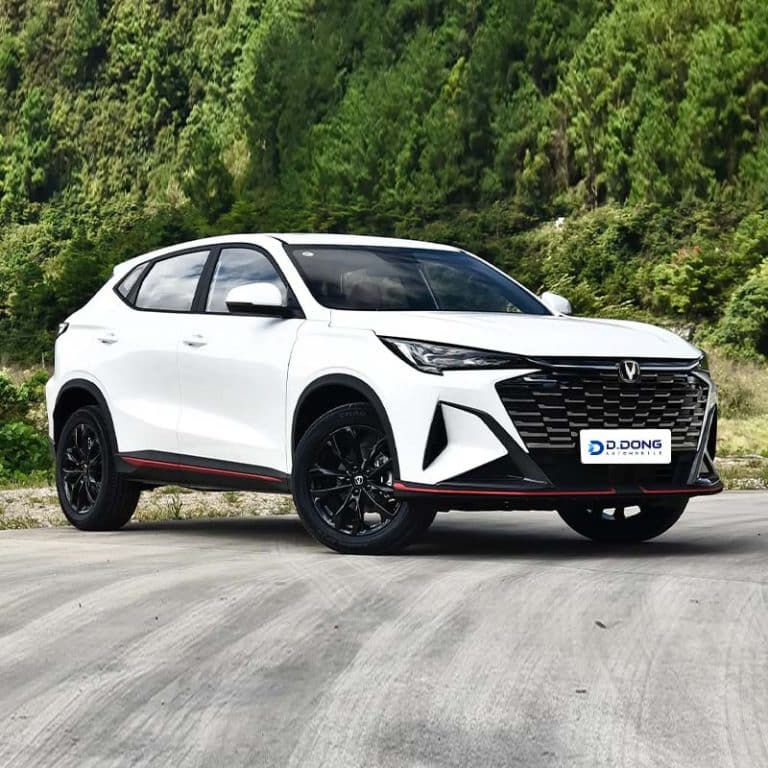 2026 Changan X5 Plus gasoline compact SUV right front