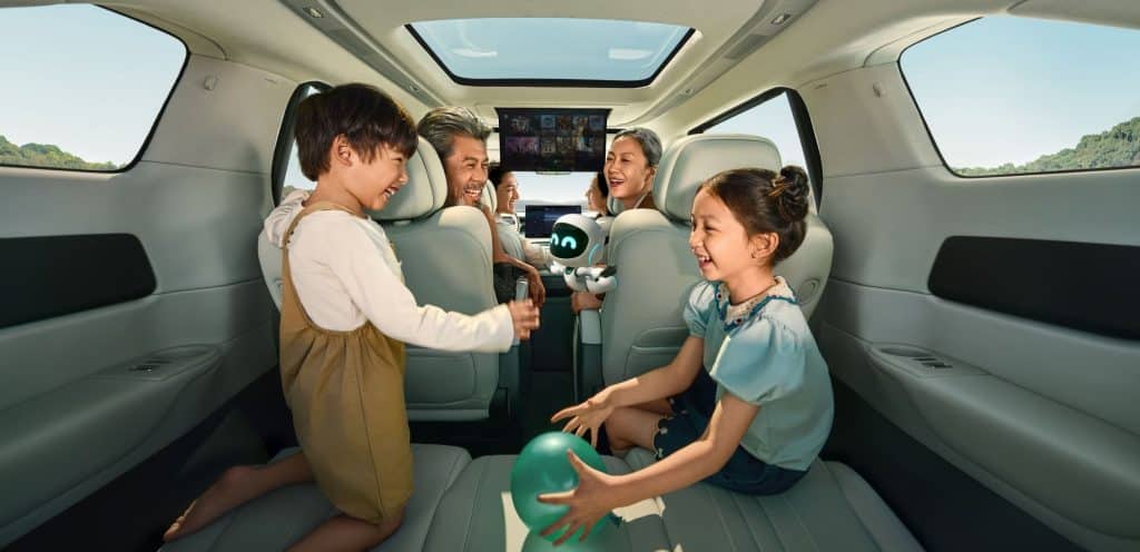 All new Xpeng X9 Interior: A “Starship First-Class Lounge”