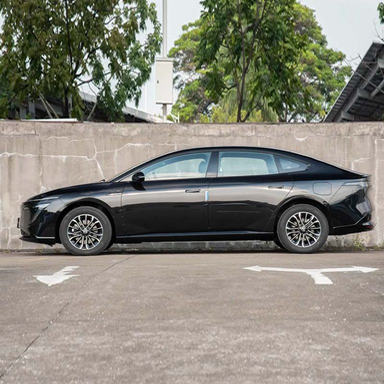 Nissan N7 side