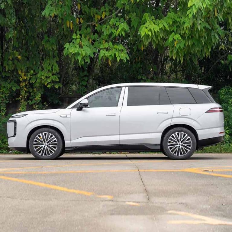 2025 BYD Denza N8L Plug-in hybrid large SUV side