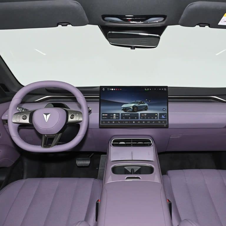 2026 Deepal L06 electric mid-size sedan interior dashboard