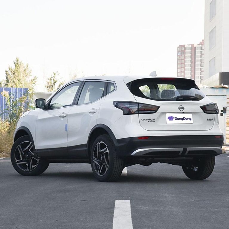 Nissan Qashqai - left rear
