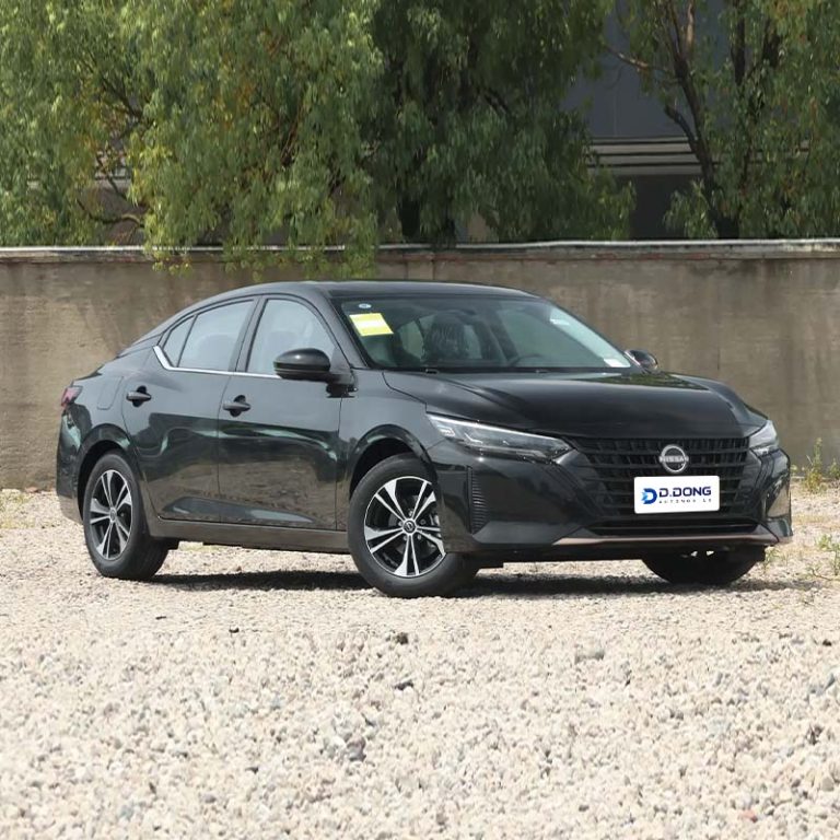 2026 New Nissan Sylphy gasoline compact sedan right front