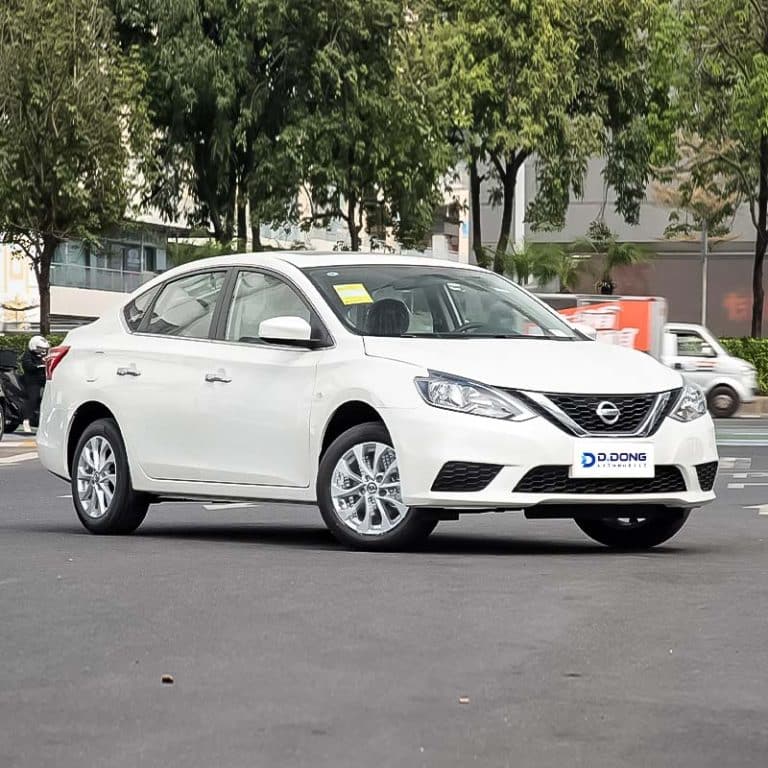 2024 Nissan Sylphy Classic gasoline compact sedan right front
