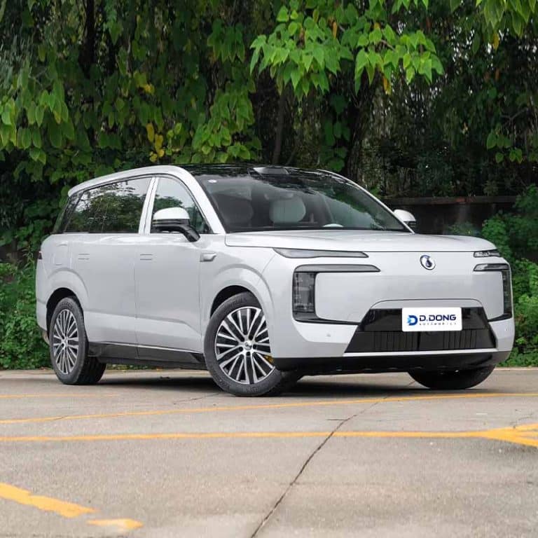 2025 BYD Denza N8L Plug-in hybrid large SUV right front