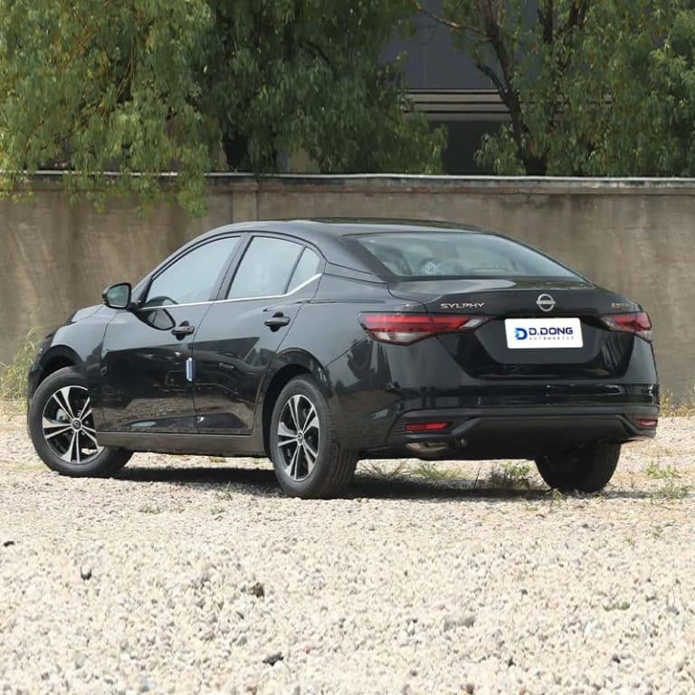 2026 New Nissan Sylphy gasoline compact sedan left rear