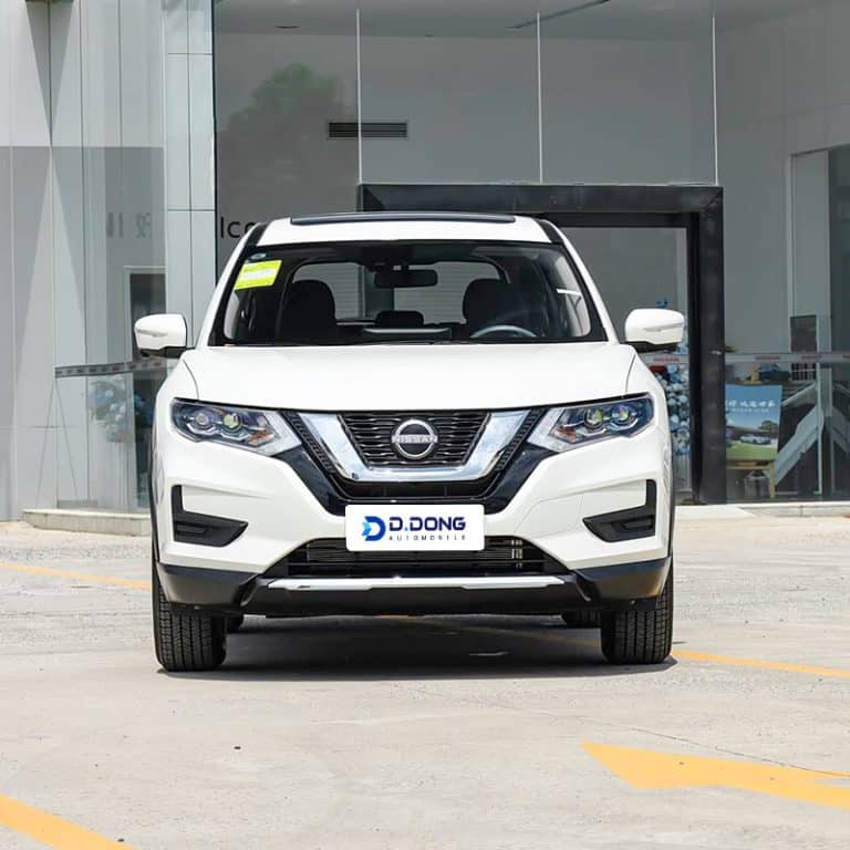 2025 Nissan X-Trail gasoline compact SUV front