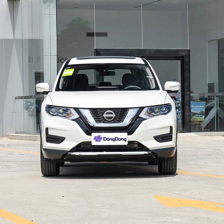 Nissan X-Trail front