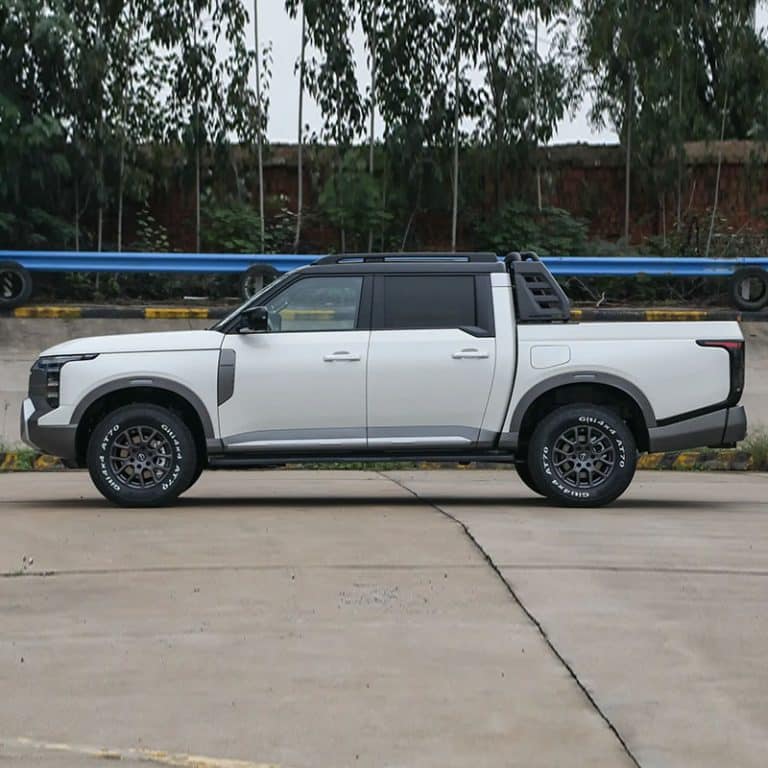 2026 Nissan Frontier Pro Gasoline/Diesel/Plug-in Hybrid Mid-size Pickup side